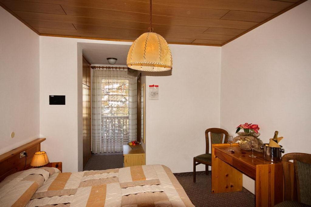 Hotel Vallechiara Moena Habitación foto